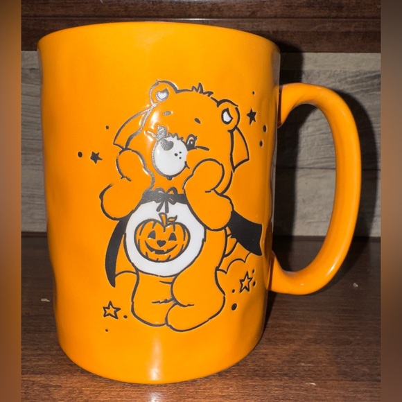 Super Cute 🥰 Orange Care Bears 🐻 Collectible Halloween Bear Double Sided Mug - Picture 5 of 13